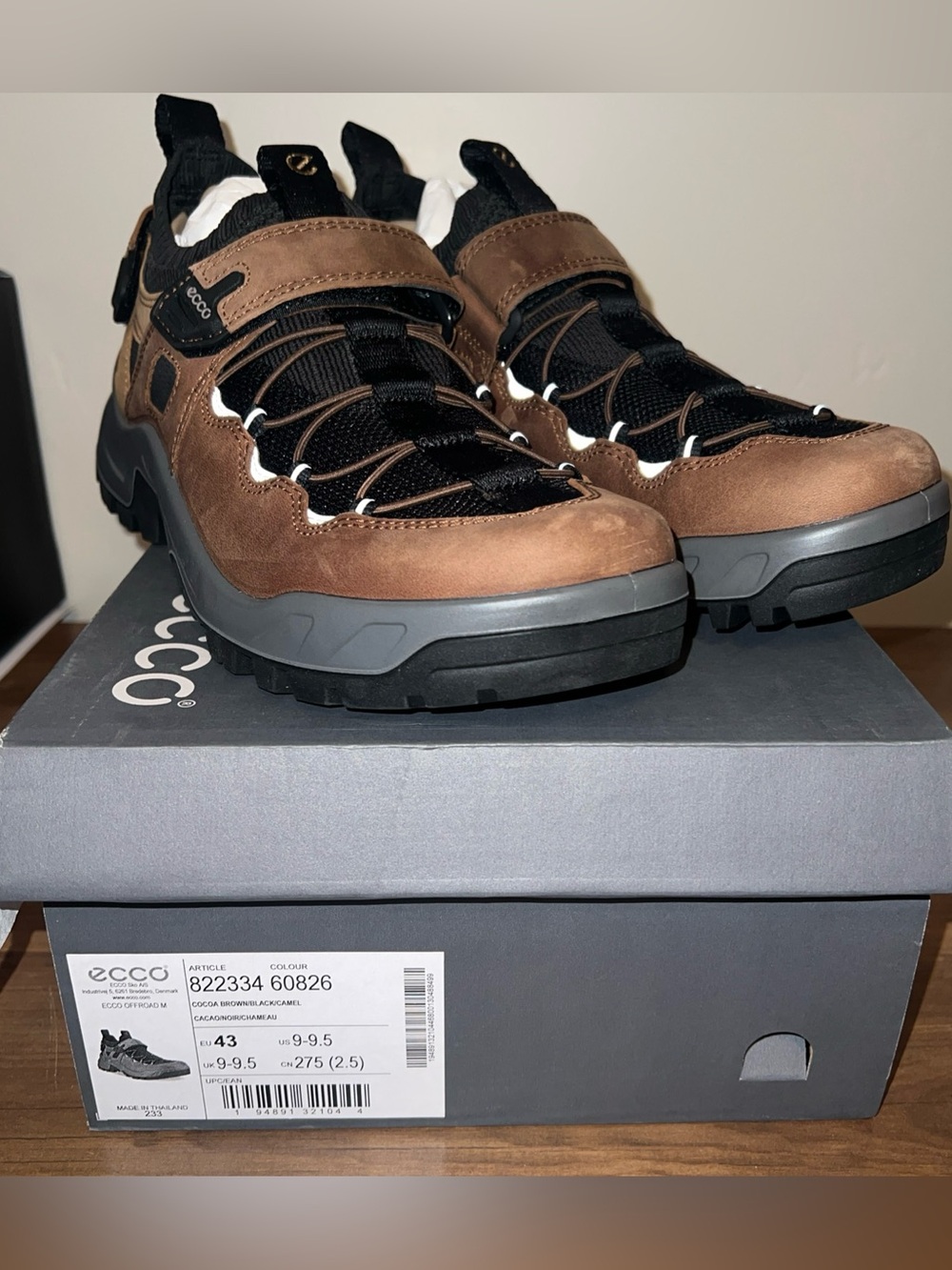 ECCO off-road Men's Brown Rugged Trail Sneakers